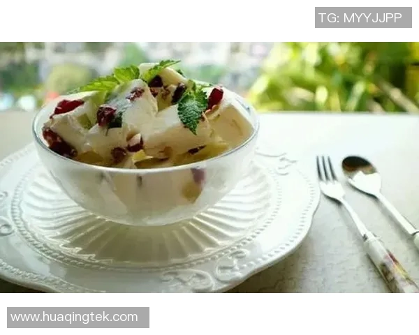 足球明星分享酸奶广告拍摄背后的趣事与感悟