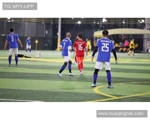 足球明星抵达球场精彩瞬间集锦视频回顾与分析