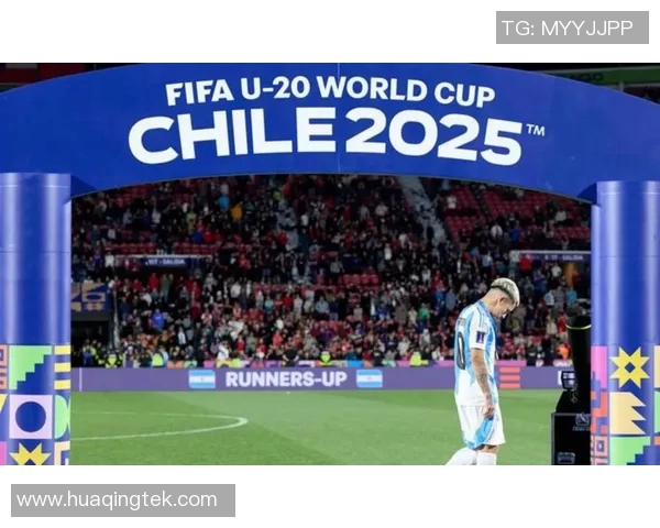 足球明星私生活丑闻曝光内幕揭秘引发球迷热议与媒体关注